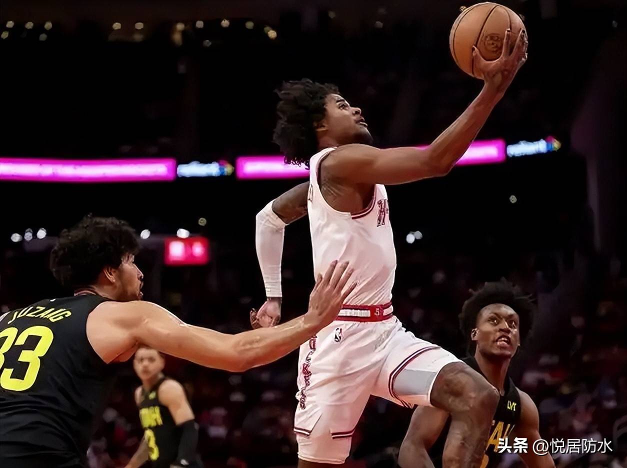 冲浪预选赛焦点战:岭南天狼队绝杀江南白虎队,新星闪耀。赛后更衣室沸腾(狙击岭免费完整版) 冲浪预选赛焦点战:岭南天狼队绝杀江南白虎队,新星闪耀。赛后更衣室沸腾(狙击岭免费完整版)