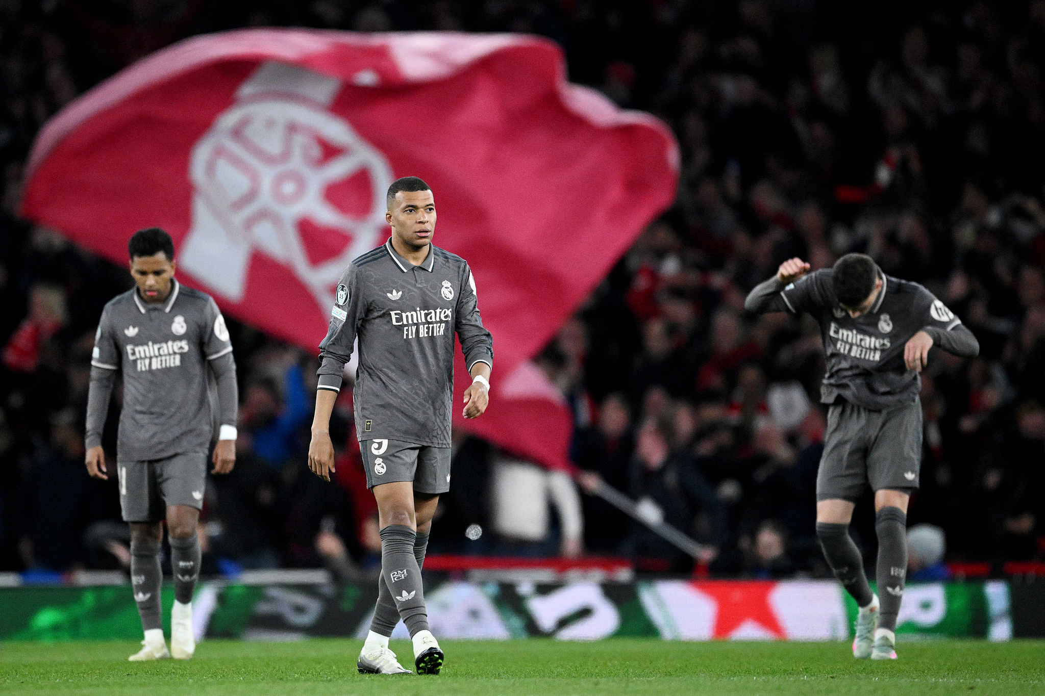 阿森纳不断突破!,蒂姆连续三场比赛得分超过比赛局势复杂热度持续攀升(阿森纳最强时期阵容) 阿森纳不断突破!,蒂姆连续三场比赛得分超过比赛局势复杂热度持续攀升(阿森纳最强时期阵容)