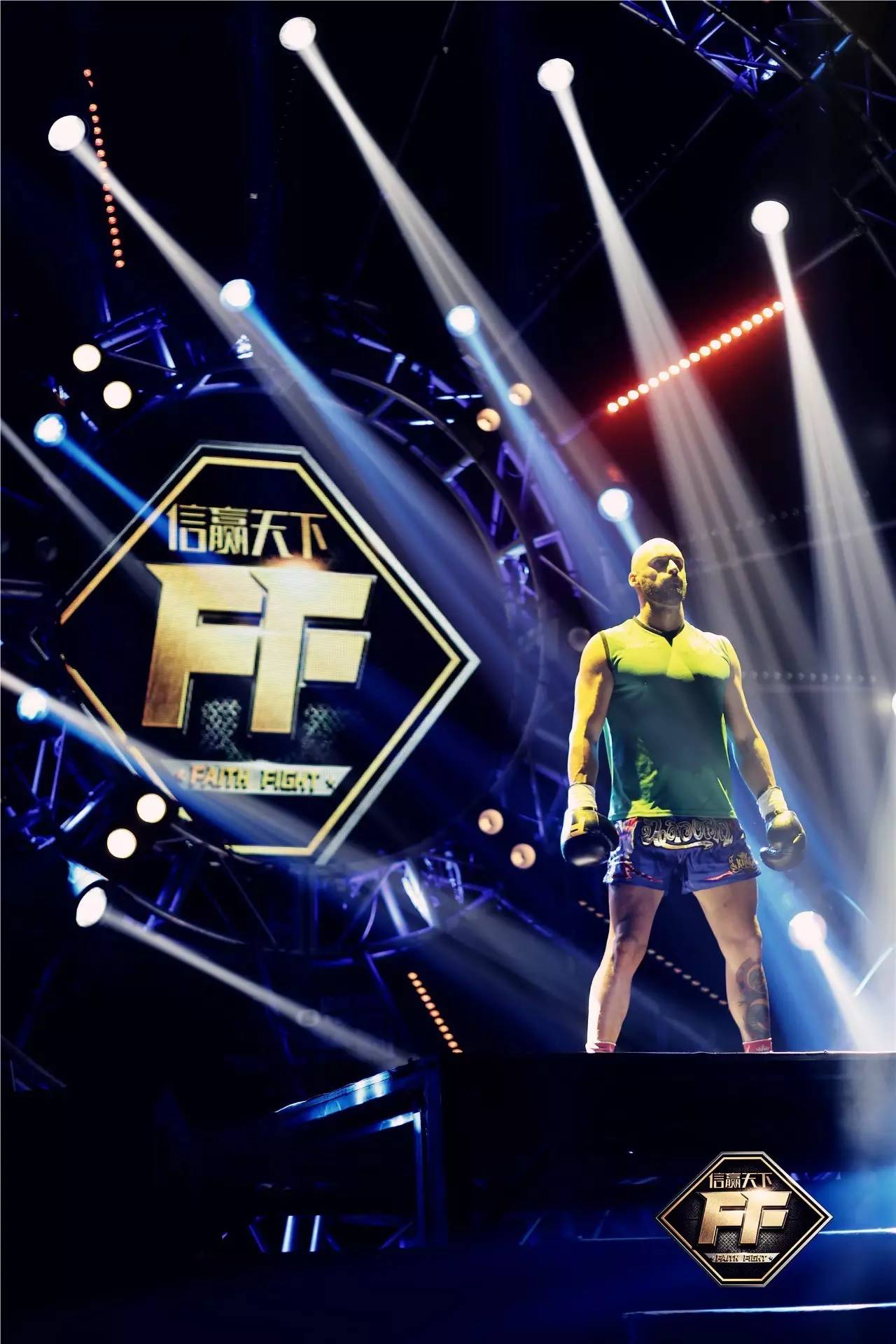 包含重返赛场首场状态出色，G2观众沸腾！，阿扎伦卡重返赛场比赛高潮迭起的词条