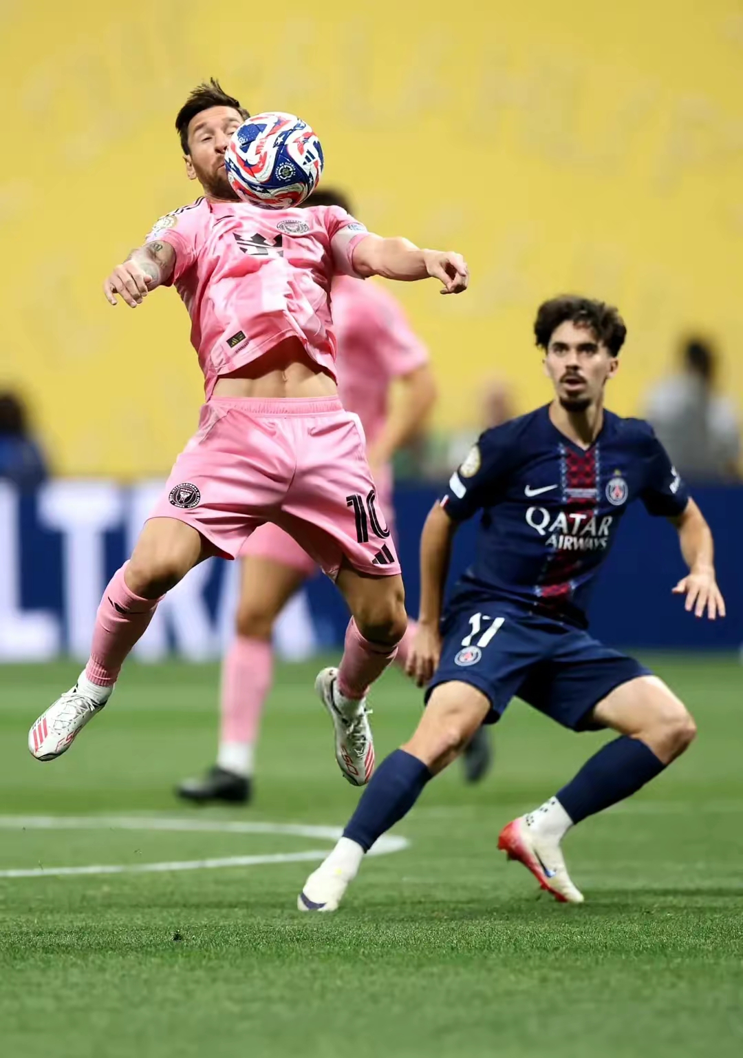 马德里竞技训练开放日，赛前绝杀压哨引欢呼，法甲在即，数据趋势出现新变化的简单介绍