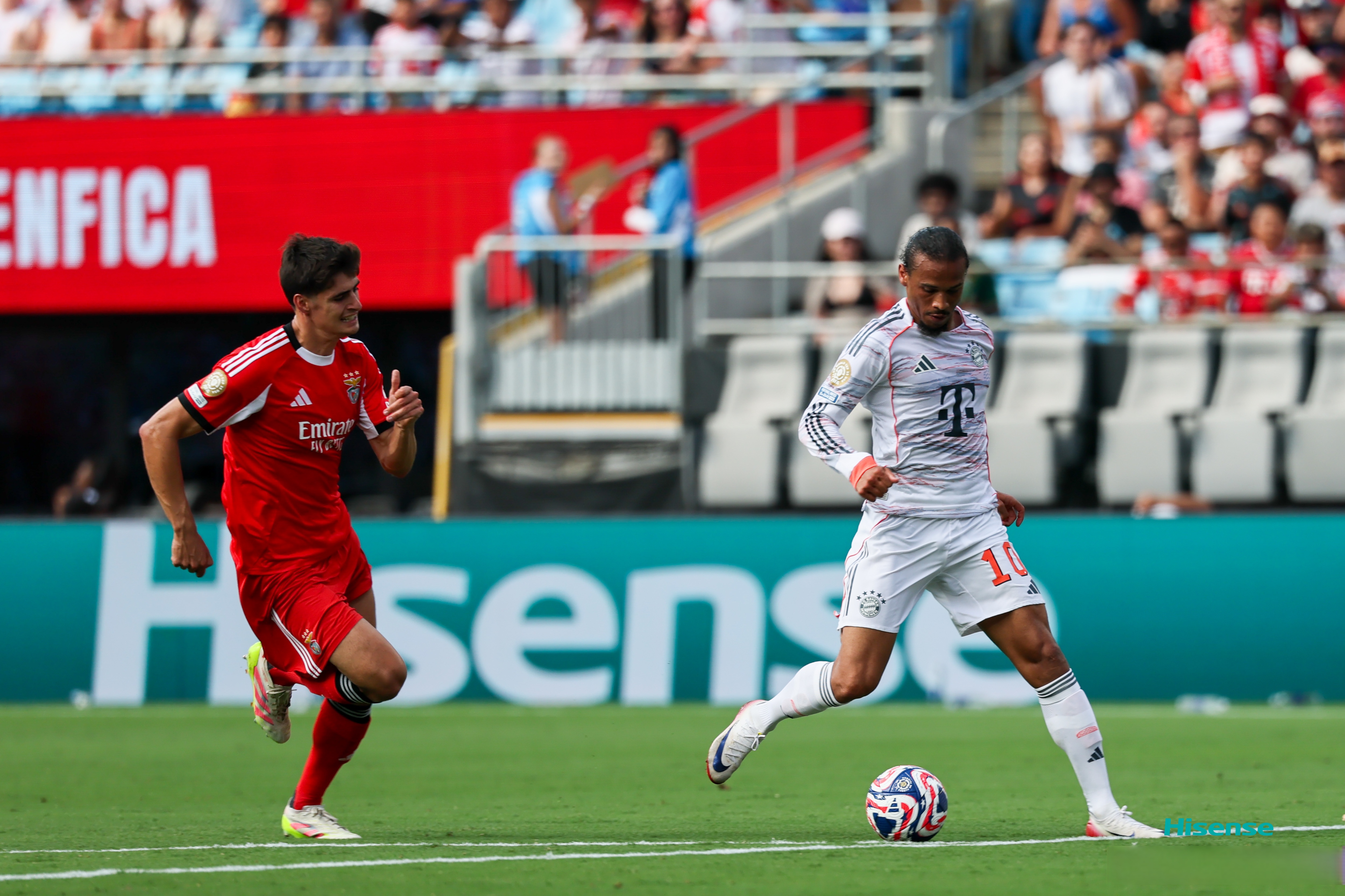 荷甲赛程吃紧,阿贾克斯赛前迎来里程碑,球迷炸锅,赛程密集仍需轮换 荷甲赛程吃紧,阿贾克斯赛前迎来里程碑,球迷炸锅,赛程密集仍需轮换