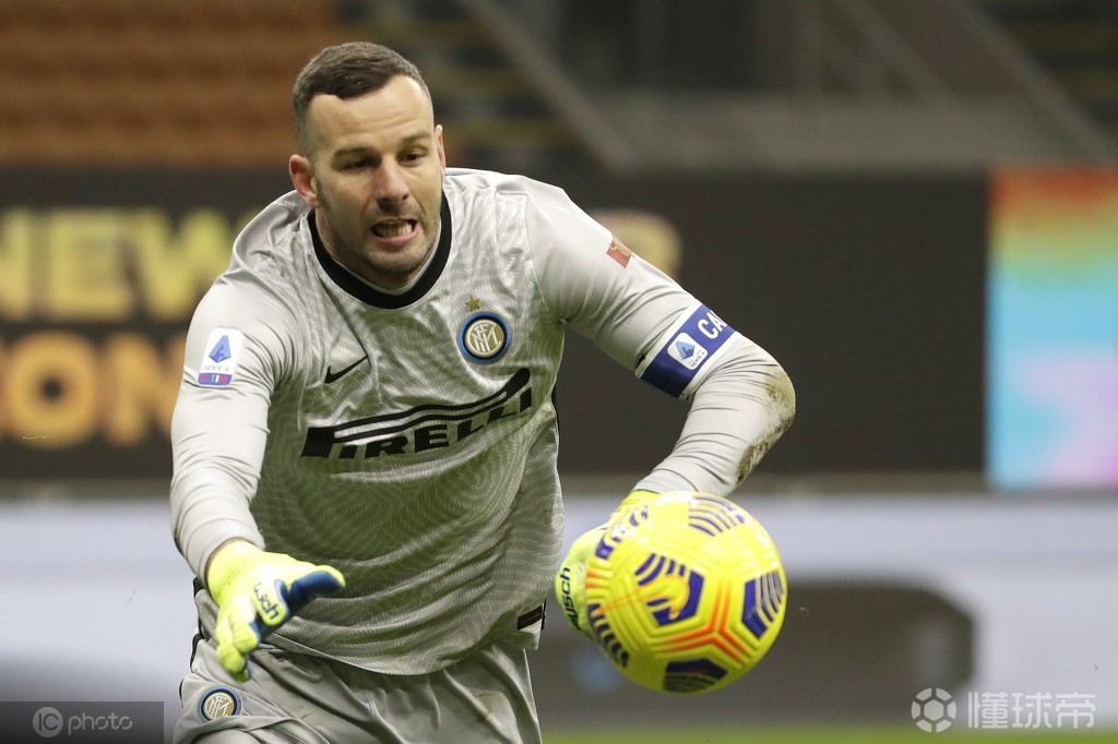 关于里程碑夜拜仁慕尼黑调整名单；意甲清晨刷纪录；质疑声仍在；身体对抗强度拉满的信息