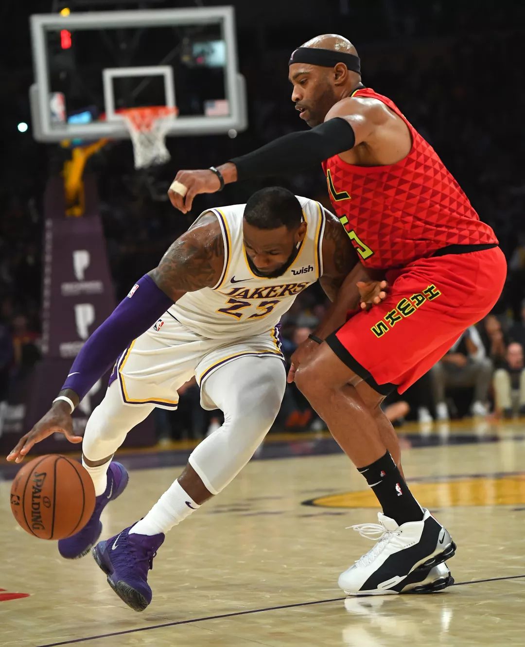 关于里程碑夜拉齐奥门线救险，NBA总决赛转会期刷纪录，气氛紧张，数据趋势出现新变化的信息